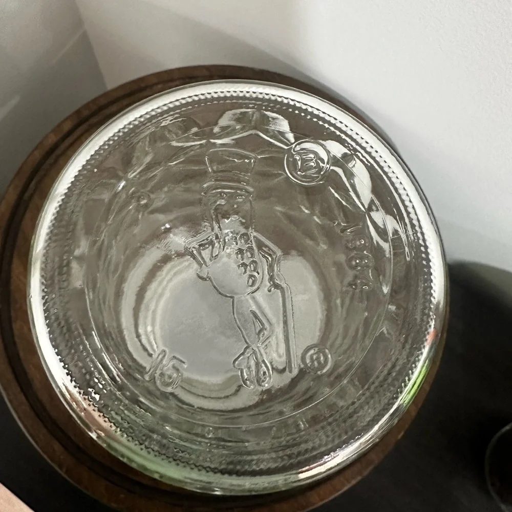 Vintage Planters Mr. Peanut Glass Jar with Lid - Diamond Pattern 8